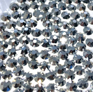 Labrador Rhinestones - Flawless Crystals